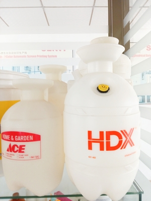 เครื่องพิมพ์สกรีน UV สำหรับถังพลาสติกทรงกลมอัตโนมัติ 3-8 ลิตร 35 ชิ้น/นาที